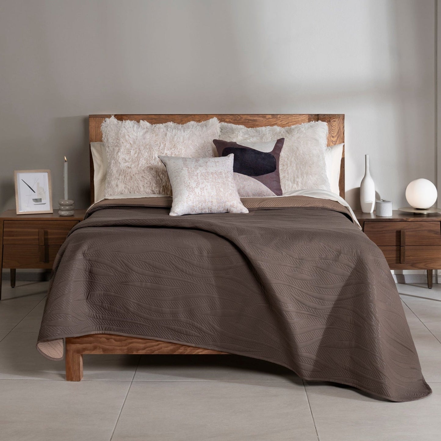 Novo Coffee Comforter – Warm Modern Brown Bedding