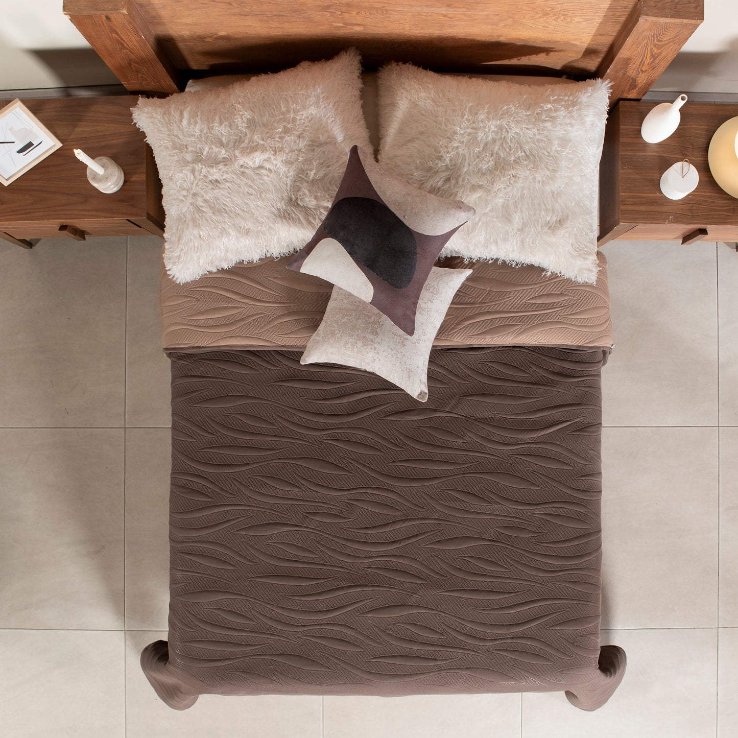 Novo Coffee Comforter – Warm Modern Brown Bedding